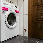 Pera *